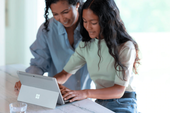 Microsoft - Surface Go 3 XI Microsoft - Surface Go 3 XI